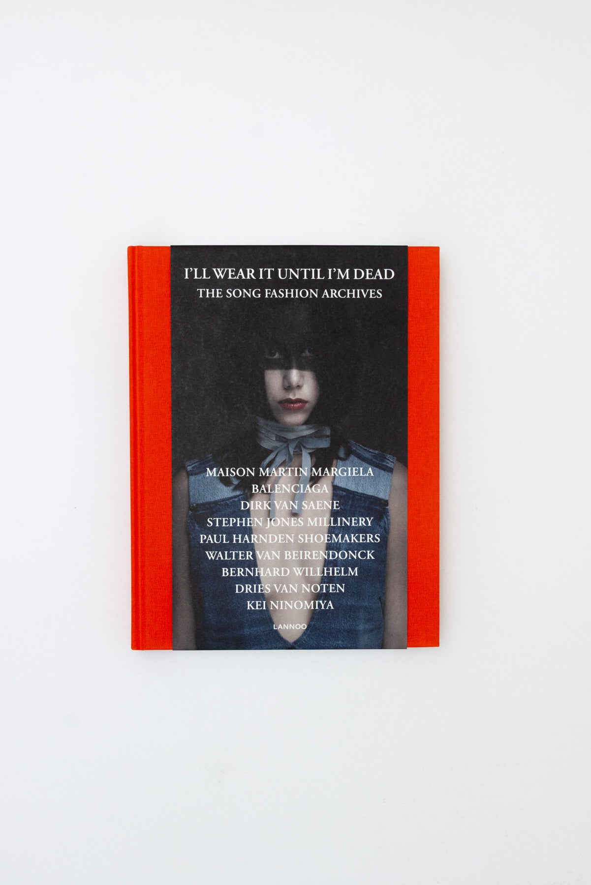 I'll Wear It Until I'm Dead. The Song Fashion Collection. - Myung-Il Song & Dominique Nzeyimana