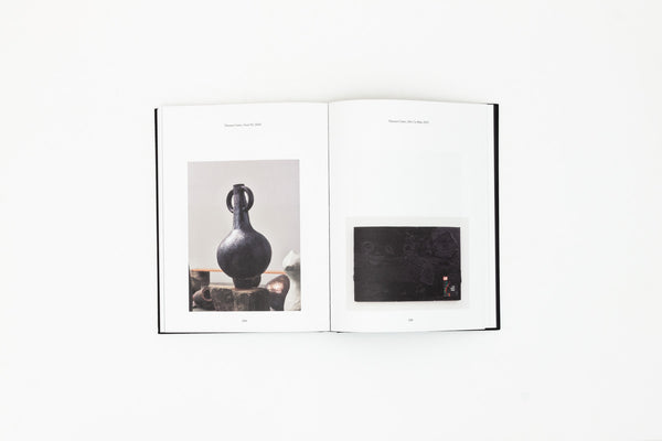 The Color Black: Antinomies of a Color in Architecture and Art - Mohsen Mostafavi & Max Raphael