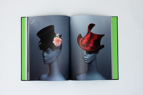Stephen Jones. Chapeaux d'artiste: Malaise Galliera.